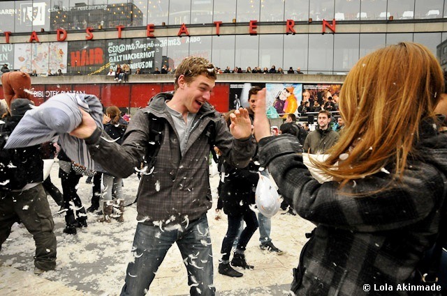 Pillow Fight Day in Stockholm - Photography by Lola Akinmade Akerstrom Pillow Fight Day in Stockholm - Photography by Lola Akinmade Akerstrom