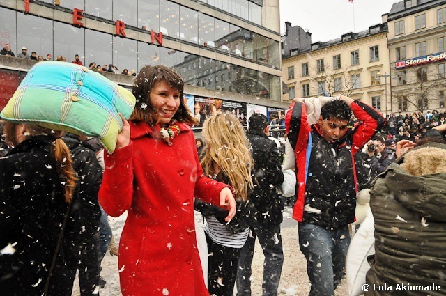 Pillow Fight Day in Stockholm - Photography by Lola Akinmade Akerstrom Pillow Fight Day in Stockholm - Photography by Lola Akinmade Akerstrom
