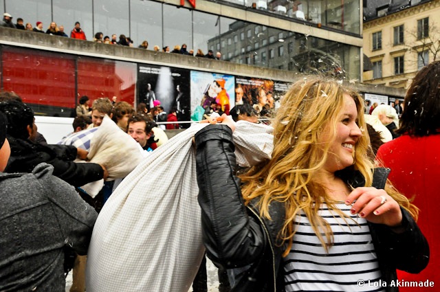 Pillow Fight Day in Stockholm - Photography by Lola Akinmade Akerstrom Pillow Fight Day in Stockholm - Photography by Lola Akinmade Akerstrom