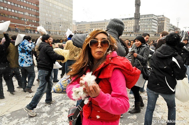 Pillow Fight Day in Stockholm - Photography by Lola Akinmade Akerstrom Pillow Fight Day in Stockholm - Photography by Lola Akinmade Akerstrom
