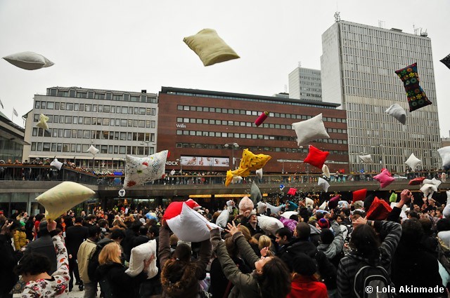 Pillow Fight Day in Stockholm - Photography by Lola Akinmade Akerstrom Pillow Fight Day in Stockholm - Photography by Lola Akinmade Akerstrom